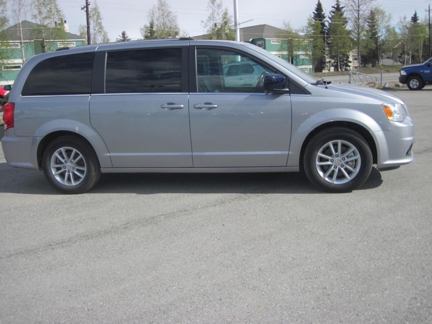 2019 silver /black Dodge Grand Caravan SXT (2C4RDGCG8KR) , located at 9530 Old Seward Highway, Anchorage, AK, 99515, (907) 349-3343, 61.134140, -149.865570 - Low miles on this Dodge Grand Caravan come take a test drive. - Photo#2